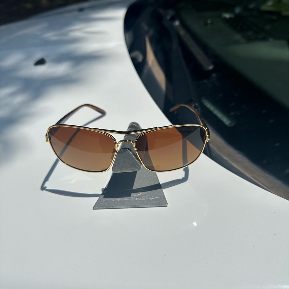 Oakley Sanctuary Polished Gold Aviator Sunglasses 004116-03 Polarized lenses